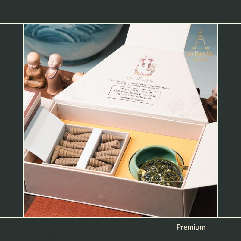 hop-qua-tram-huong-co-thon-nu-champa